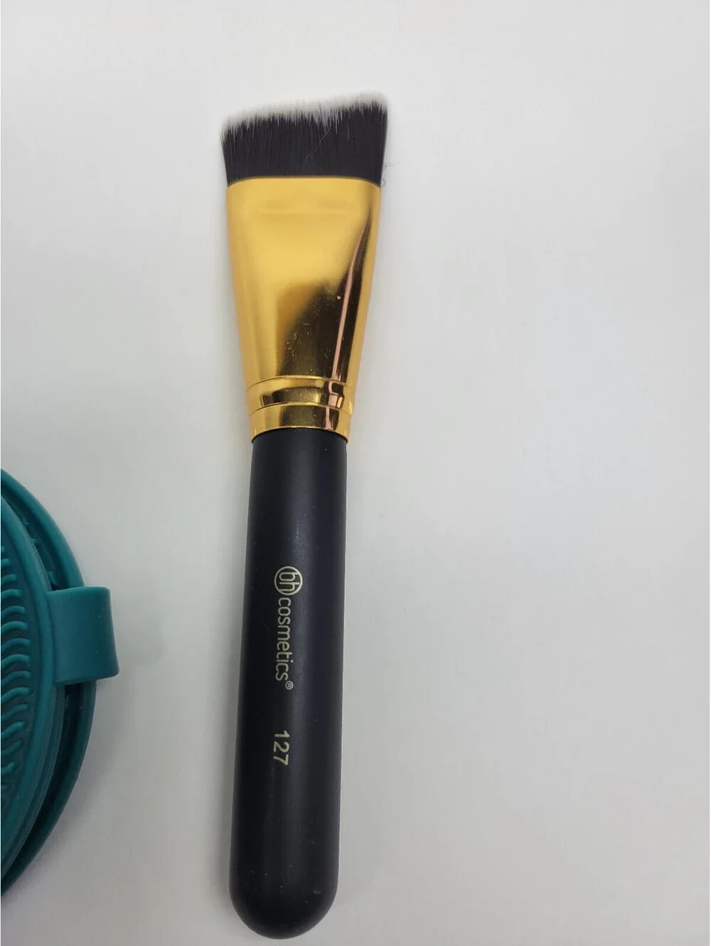 BH Cosmetics Angled Blending Brush #127 & Macy's foldable Makeup brush Cleaner